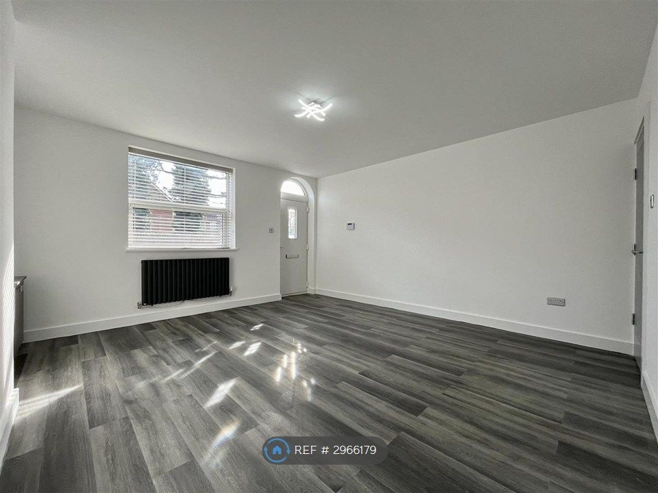 Property photo 2 of 29