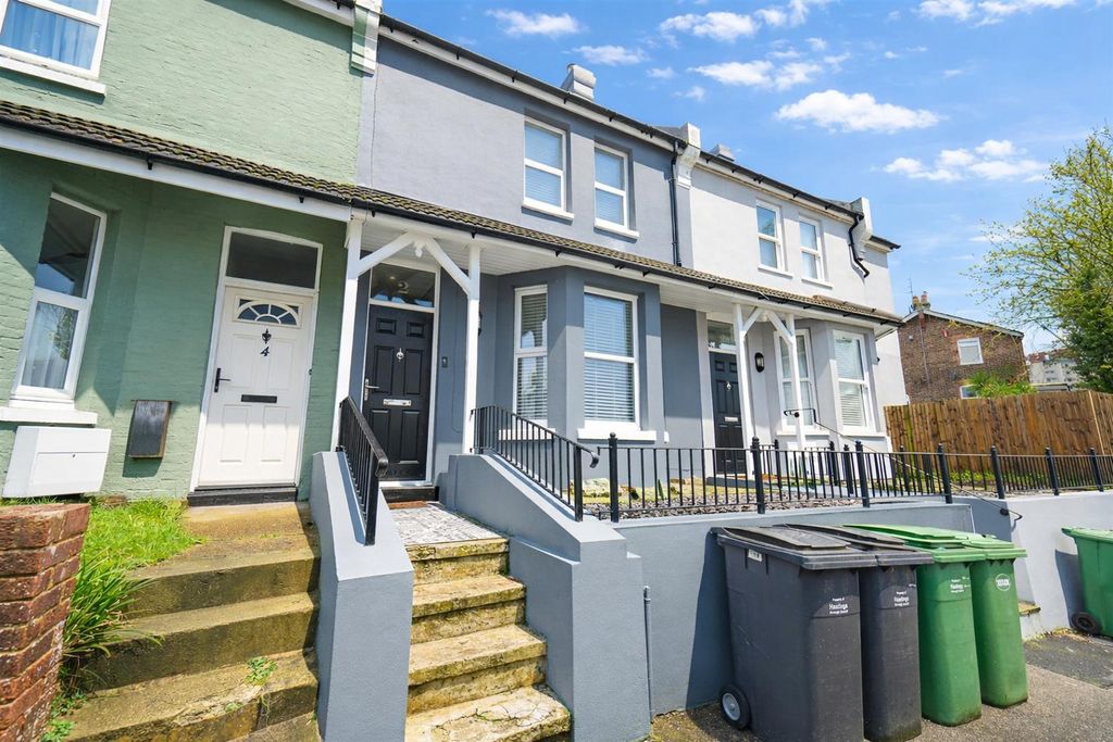 Property photo 1 of 19 d75049d6-B805-4Fe3-87Dd-2Fe2d4d3F542.Png