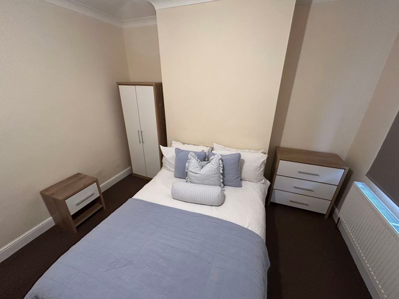 Property photo 3 of 7 Photo 10