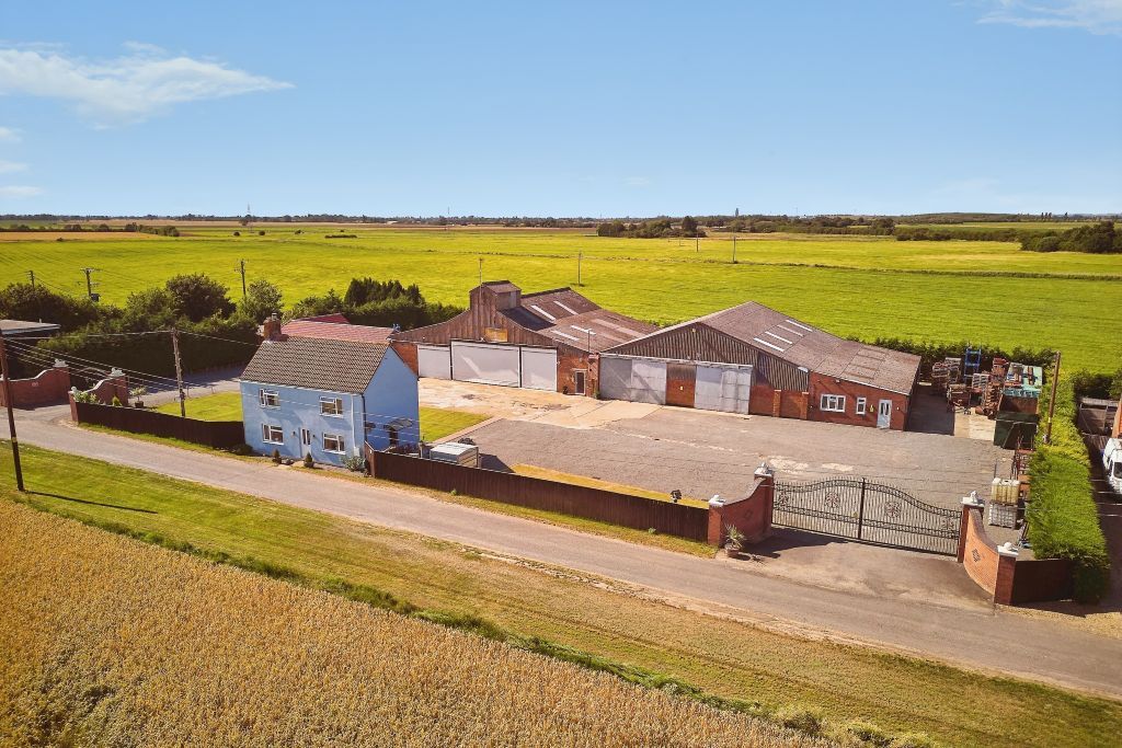 Property photo 1 of 34