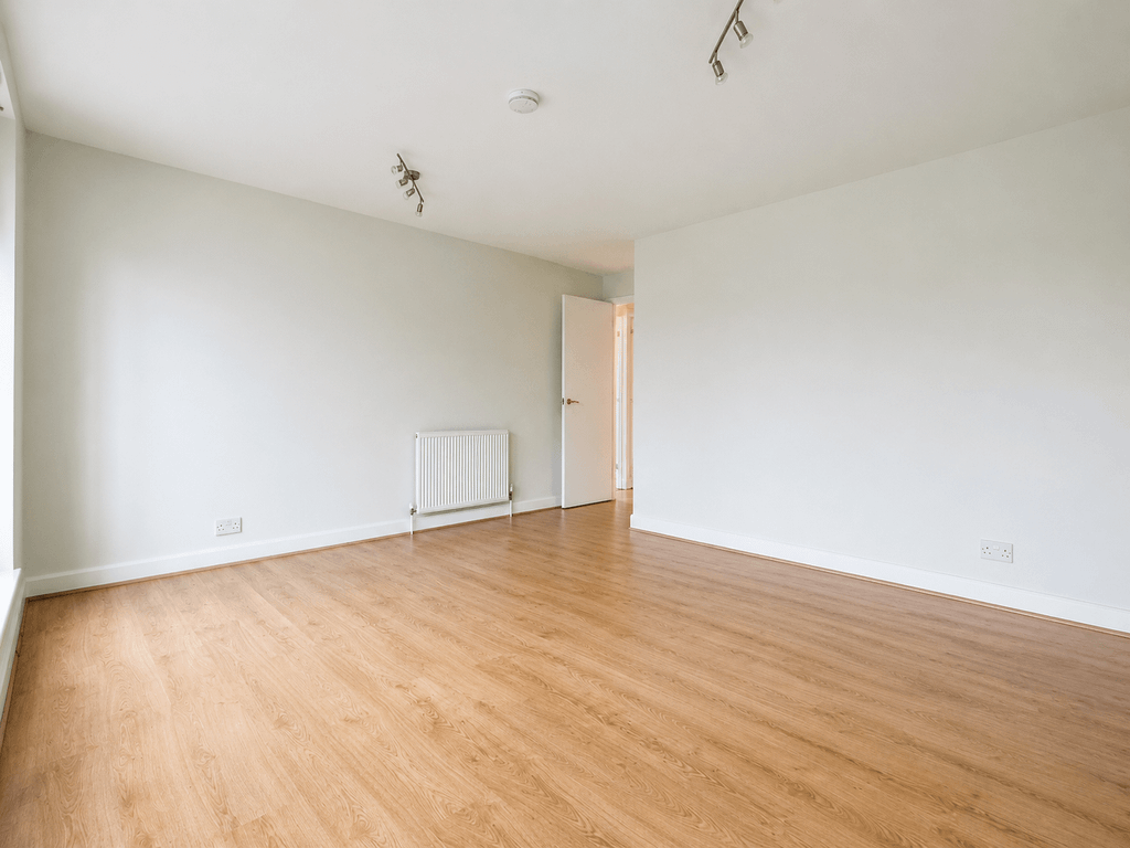 Property photo 3 of 15 Gallery