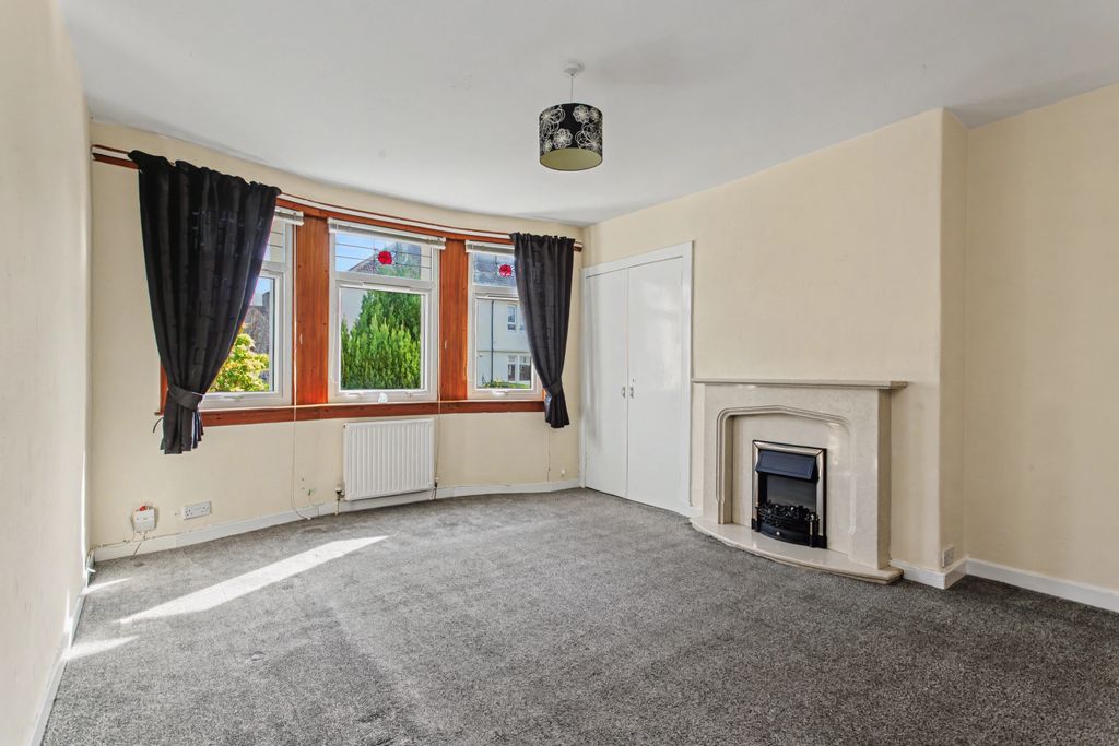 Property photo 2 of 11 Property Image 2