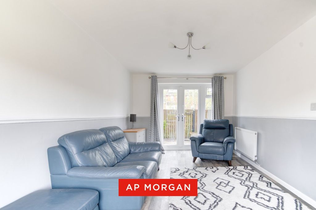 Property photo 2 of 11 Picture No. 01