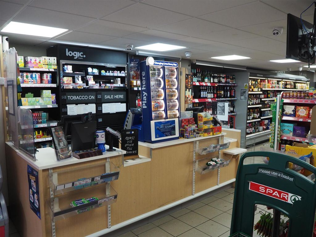 Property photo 2 of 9 Photo 1