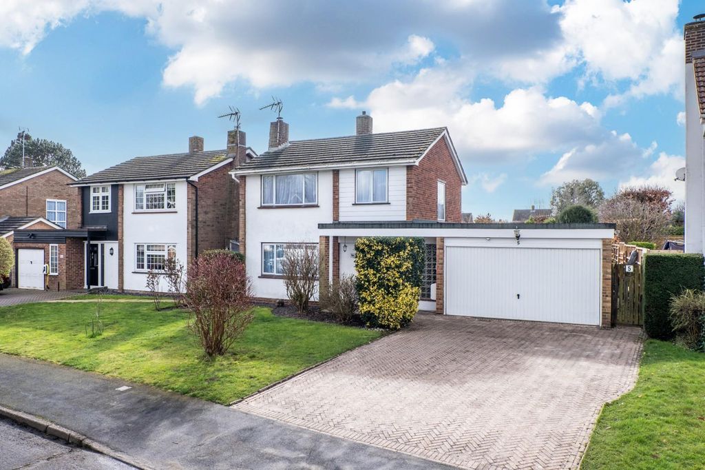 Property photo 1 of 22 Driveway &amp; Garage