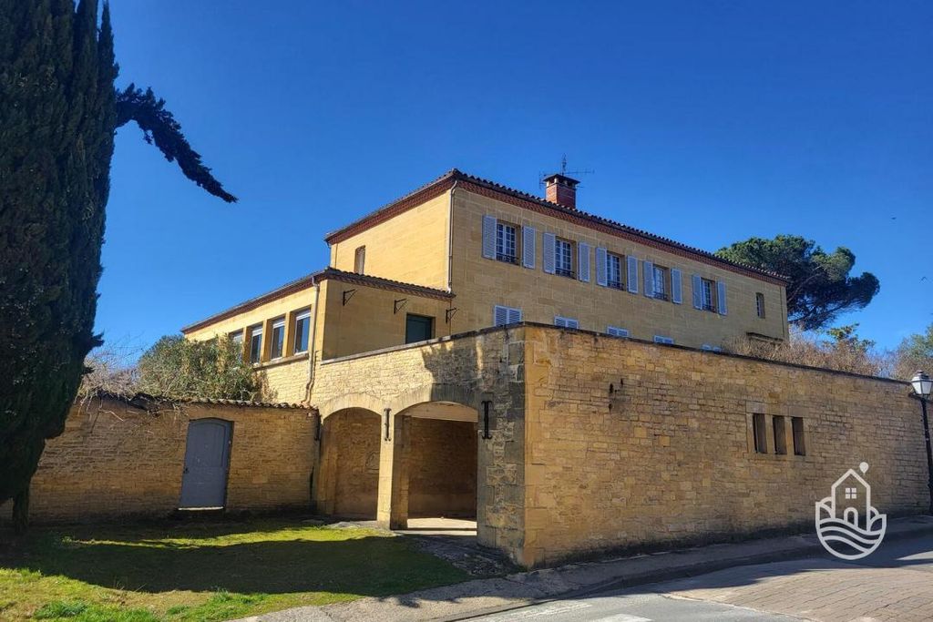 Property photo 3 of 15