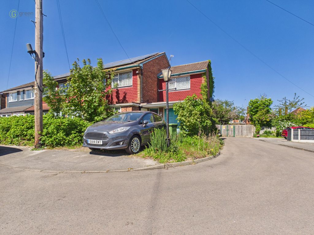 Property photo 1 of 18 Cam01332G0Pr0703Still024