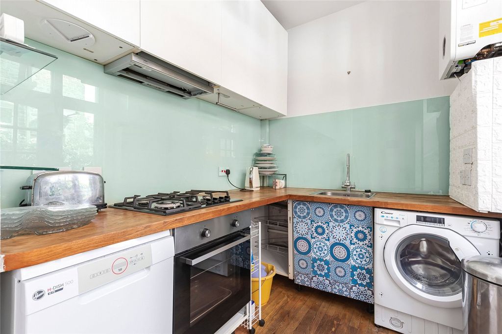 Property photo 3 of 13 Picture No. 09