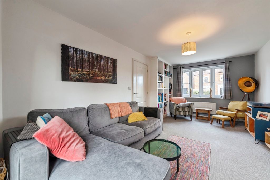 Property photo 2 of 17