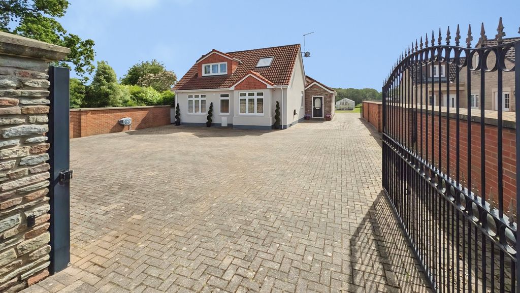 Property photo 1 of 35 Pbox-Img.Jpg