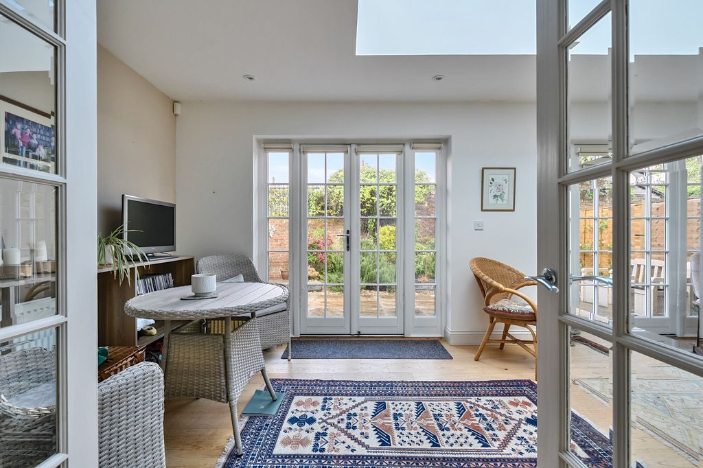 Additional image 12 of 3 bed end terrace house for saleClarendon Court, Marlborough SN8