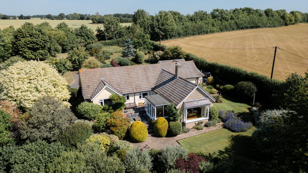 Property photo 1 of 40 Brettvale-Aerials 2