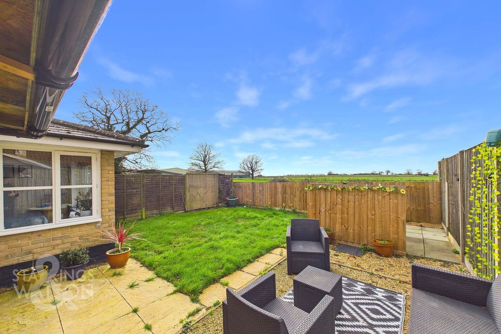 Property photo 2 of 30