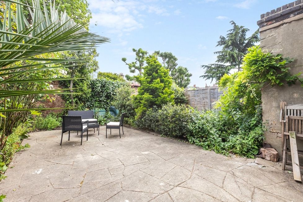 Property photo 3 of 7