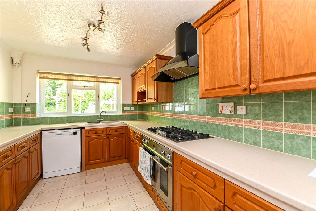 Property photo 3 of 22 Picture No. 07