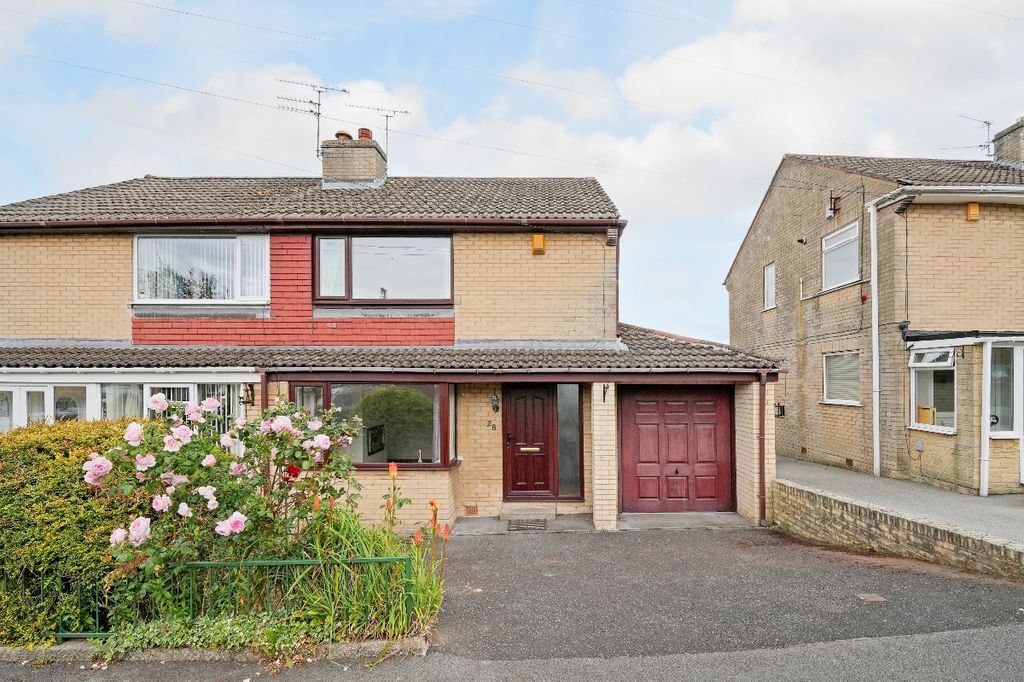 Property photo 1 of 28