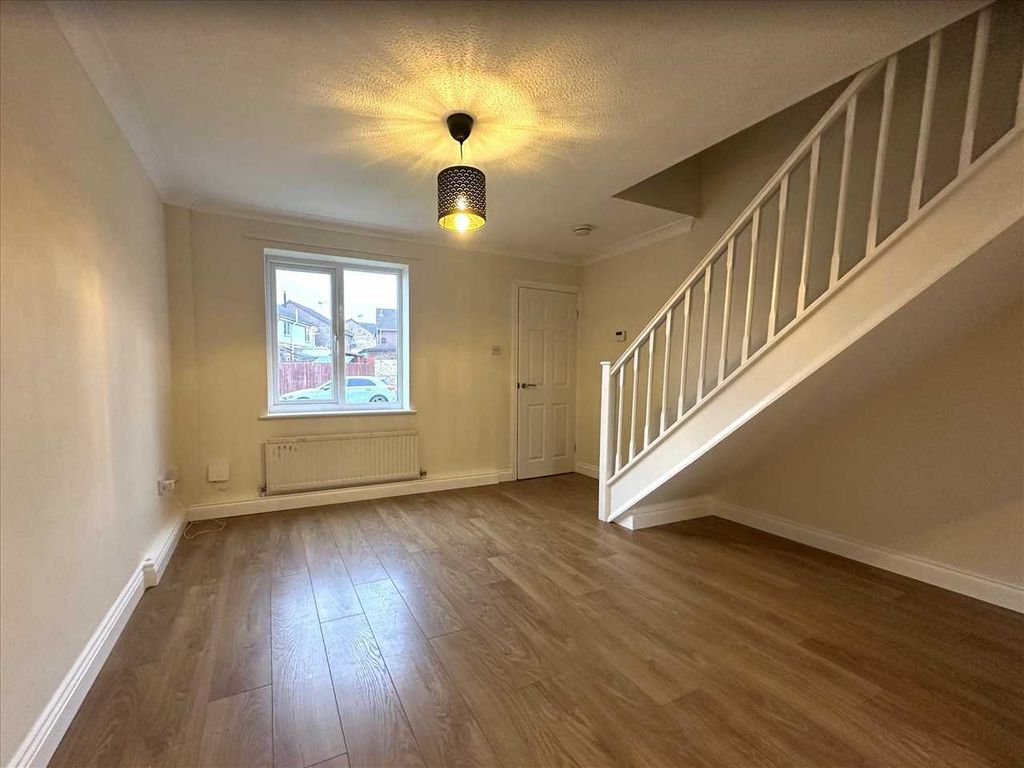 Property photo 3 of 15 Front Entrance Lobby: