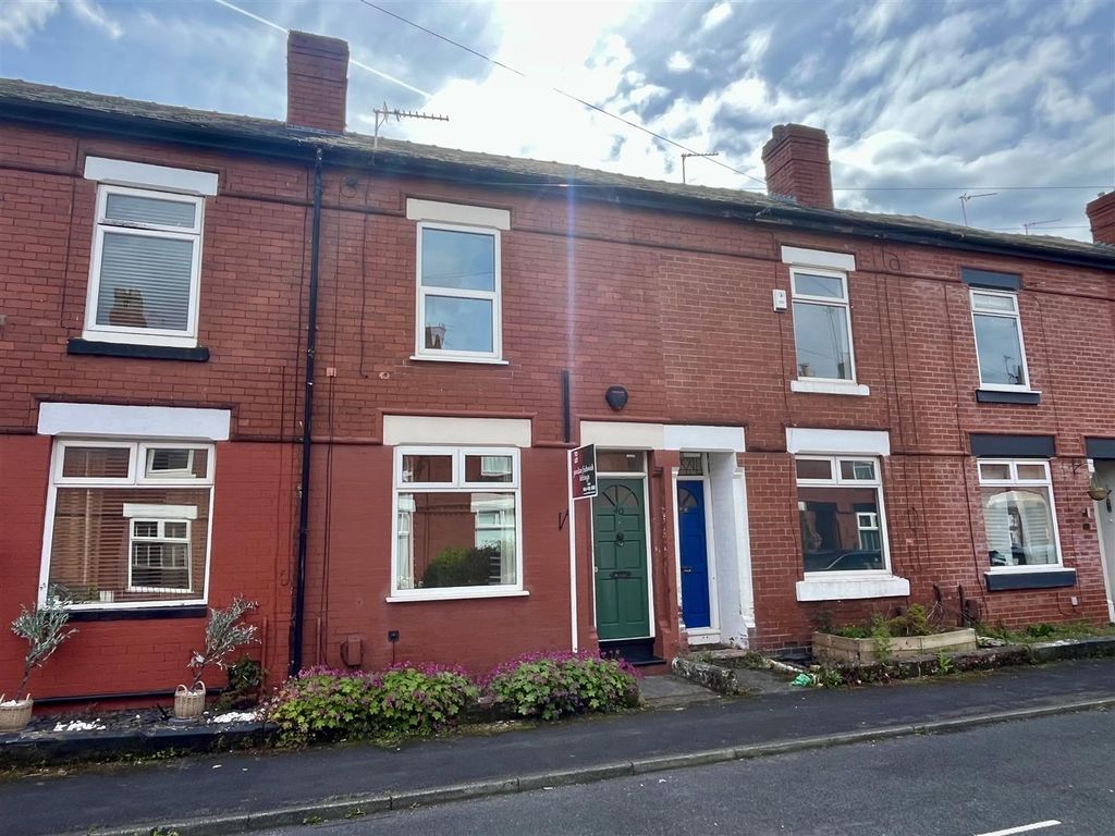 Property photo 1 of 12