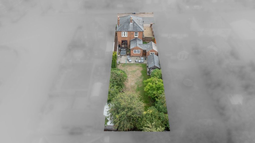 Property photo 3 of 57