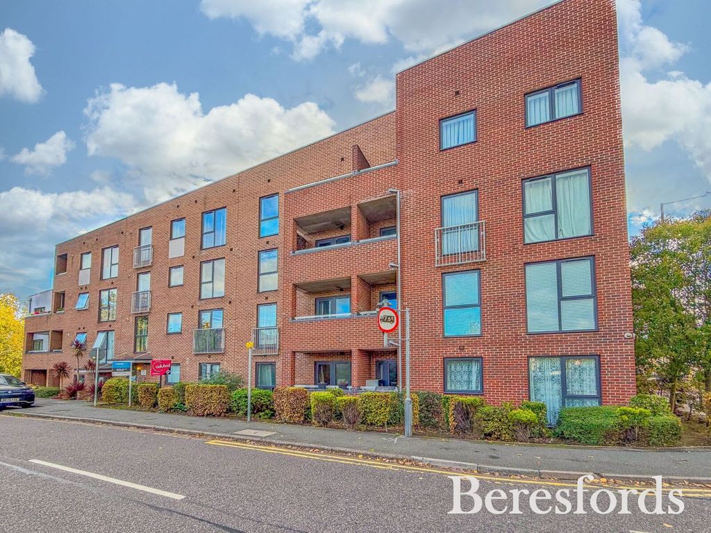 Property photo 1 of 28 Front