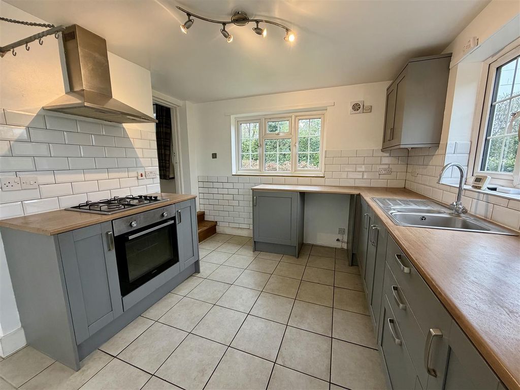 Property photo 2 of 15 Kitchen 2.Jpeg