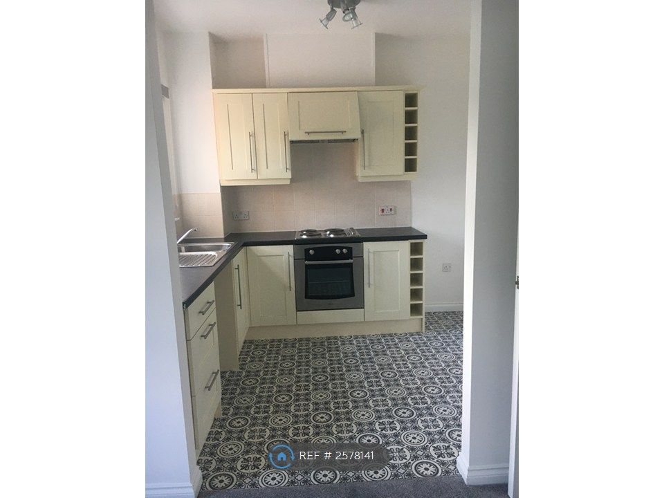 Property photo 1 of 9 Open Plan Kitchen