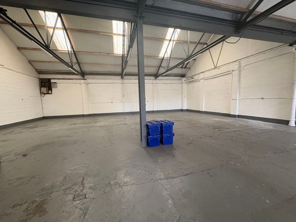 Property photo 2 of 7 Photo 5