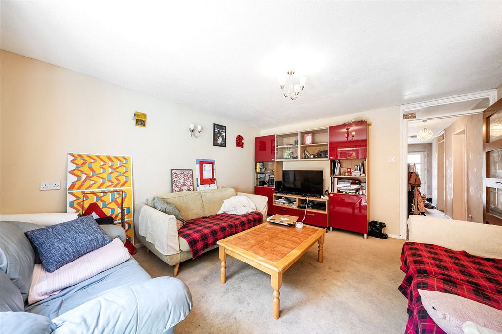 Property photo 2 of 14 Picture No. 35