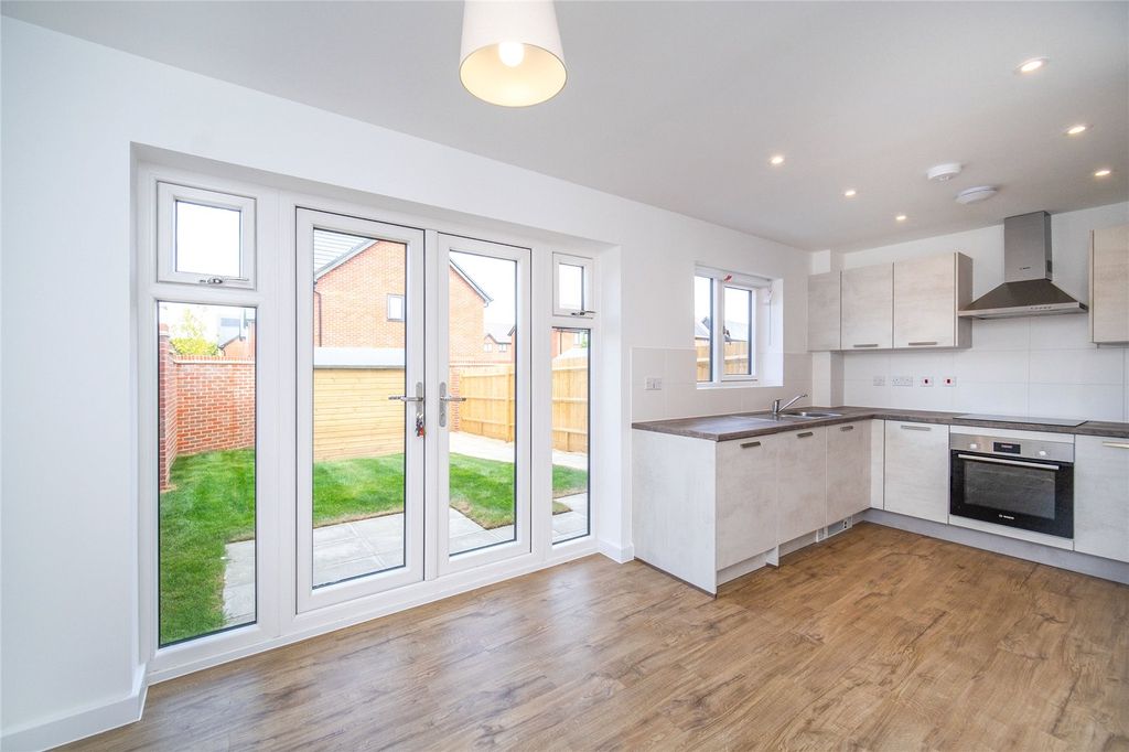 Property photo 2 of 7 Picture No. 04