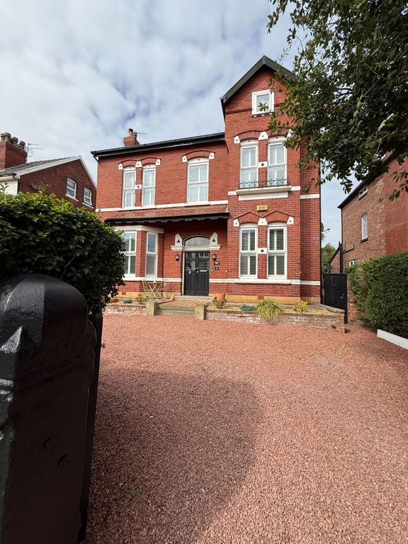 Property photo 1 of 23