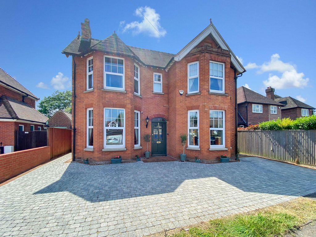 Property photo 1 of 34