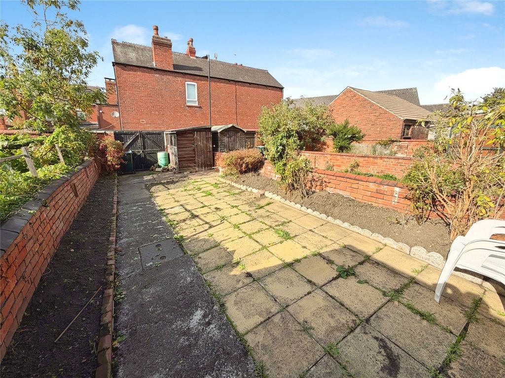 Property photo 2 of 14 Gardens