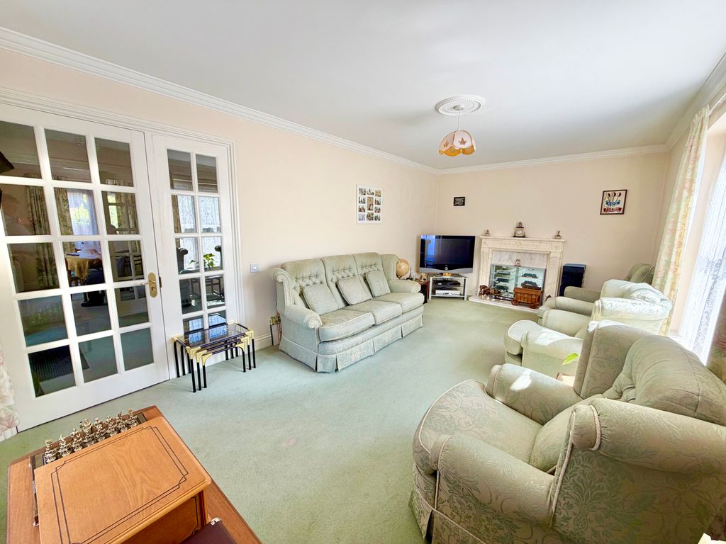 Property photo 3 of 13 Img_6683