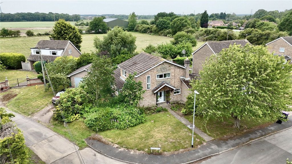 Property photo 1 of 22 Picture No. 01