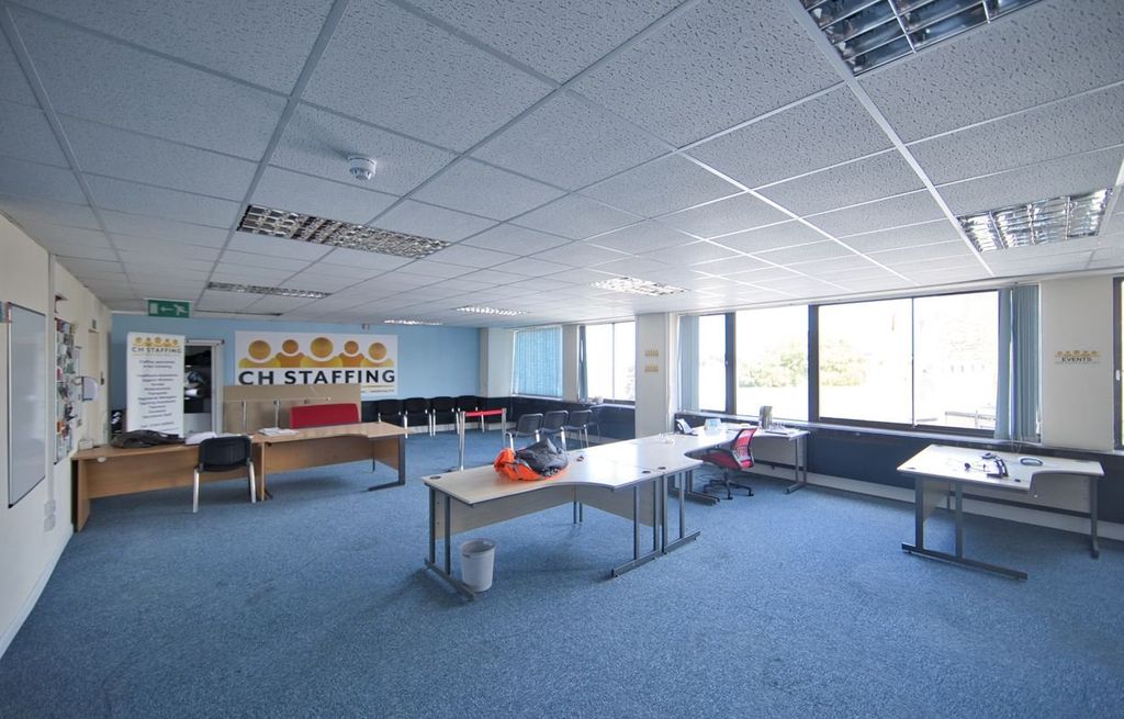 Property photo 3 of 6 Picture 3