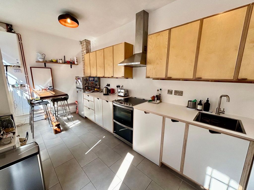 Property photo 2 of 12 Picture No. 09