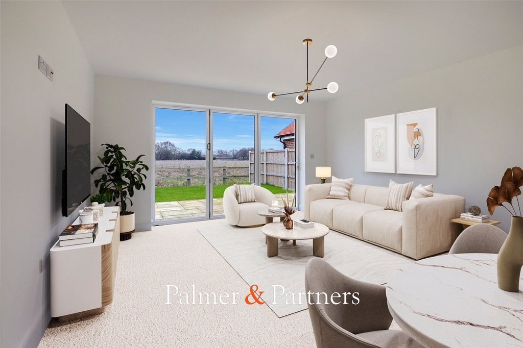 Property photo 2 of 15 Picture No. 21