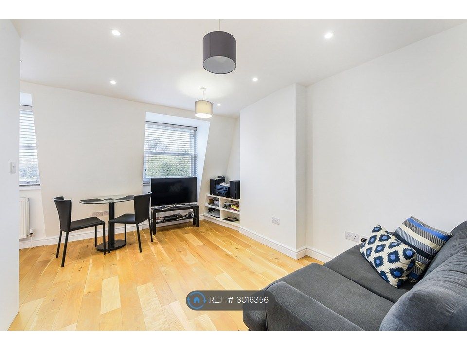 Property photo 1 of 6 Recepton Area