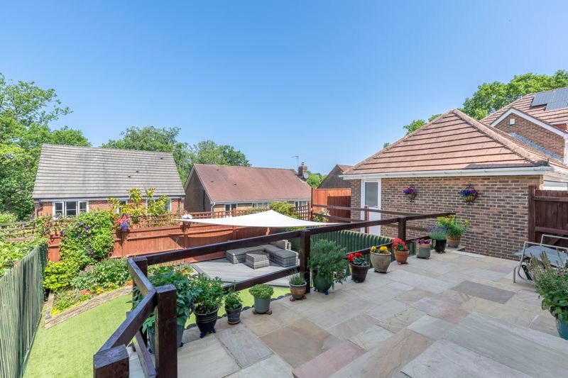 Property photo 3 of 21 Photo 16