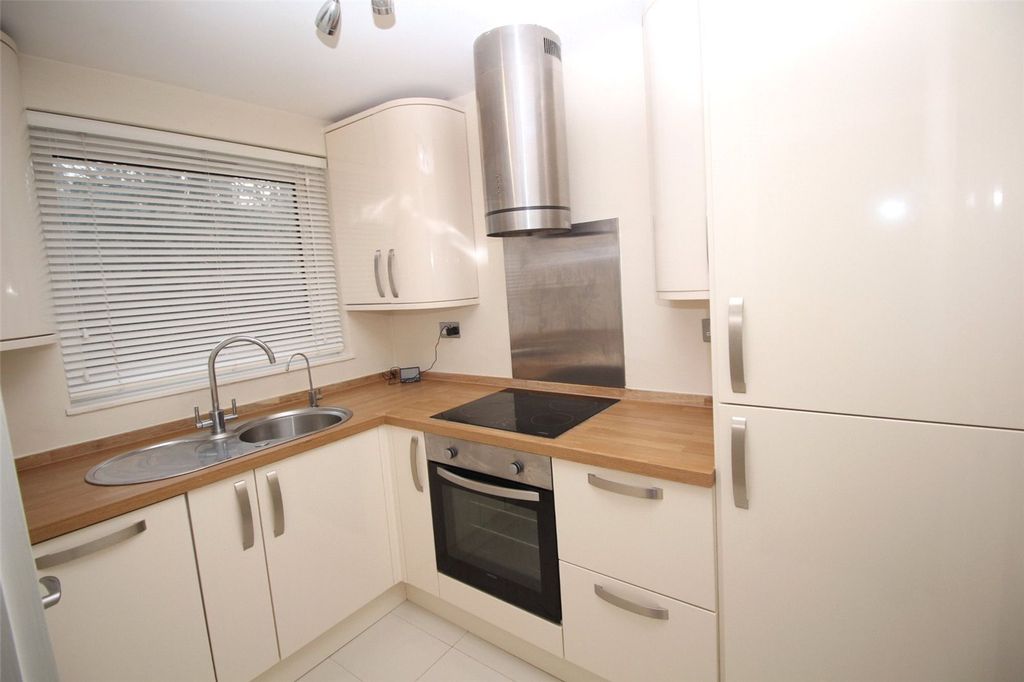 Property photo 2 of 7 Picture No. 04
