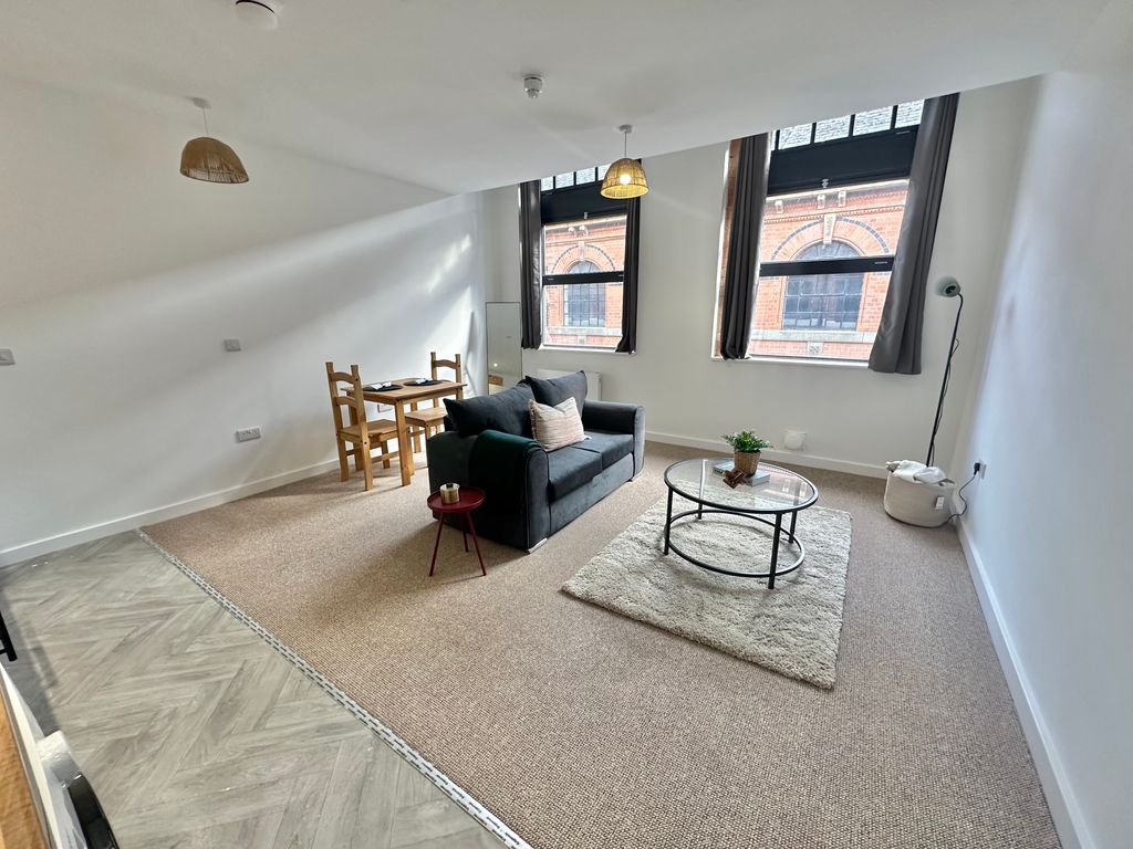 Property photo 2 of 6