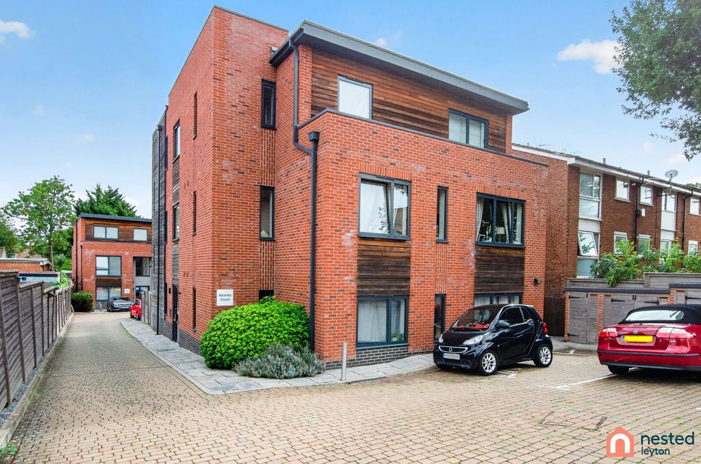Property photo 1 of 16 Exterior
