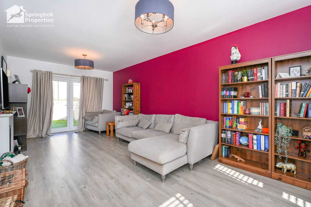 Property photo 3 of 27 Image 2