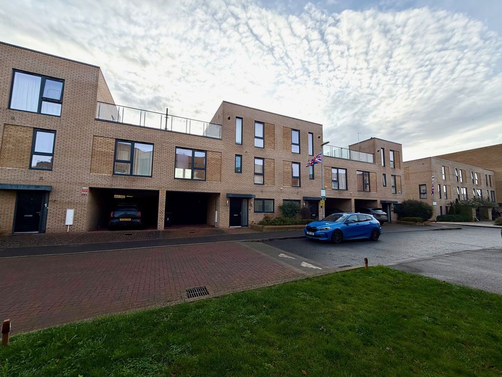 Property photo 1 of 16 View