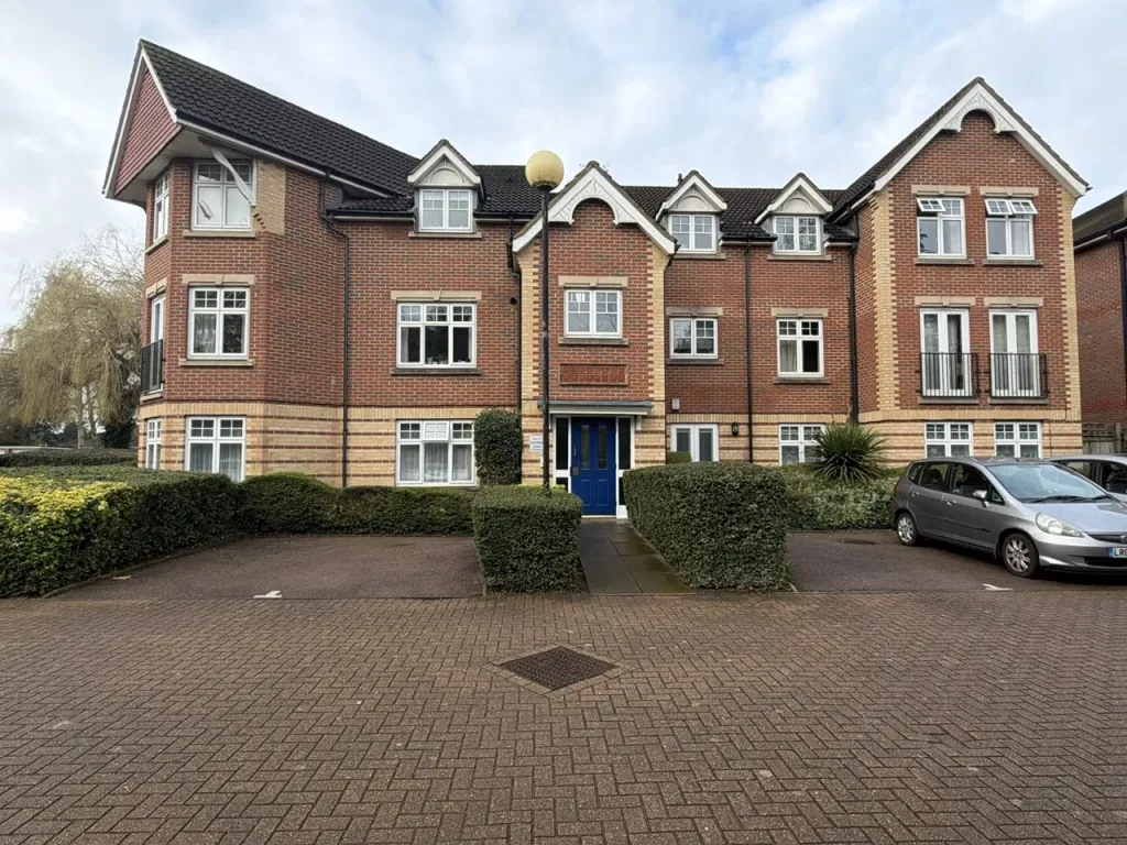 Property photo 2 of 11