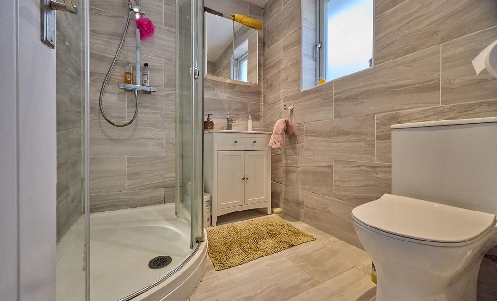 Property photo 2 of 6 Shower Room