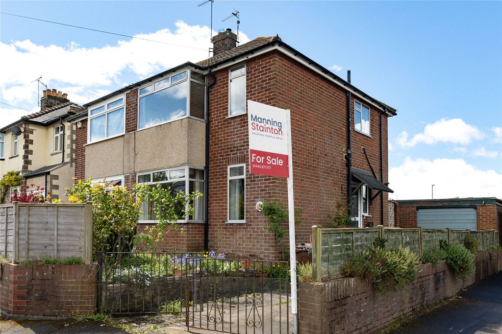 Property photo 1 of 14 Picture No. 32