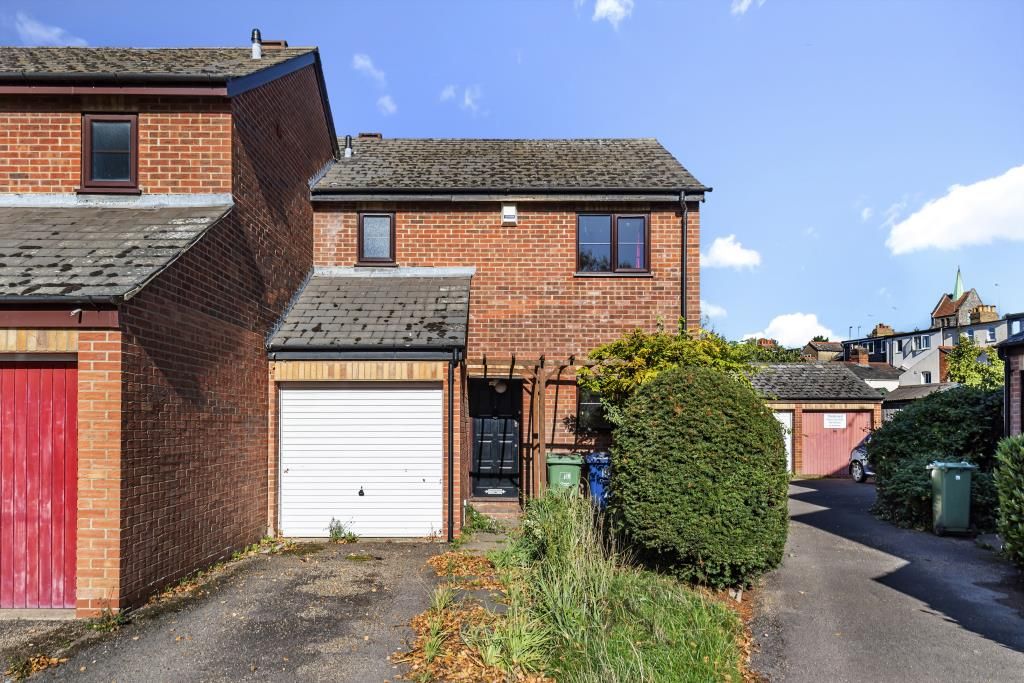 Property photo 1 of 6 Front Aspect