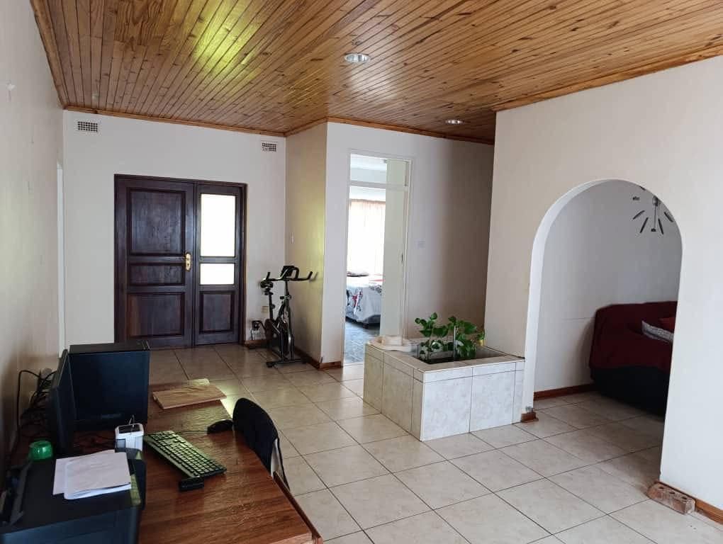 Property photo 3 of 13