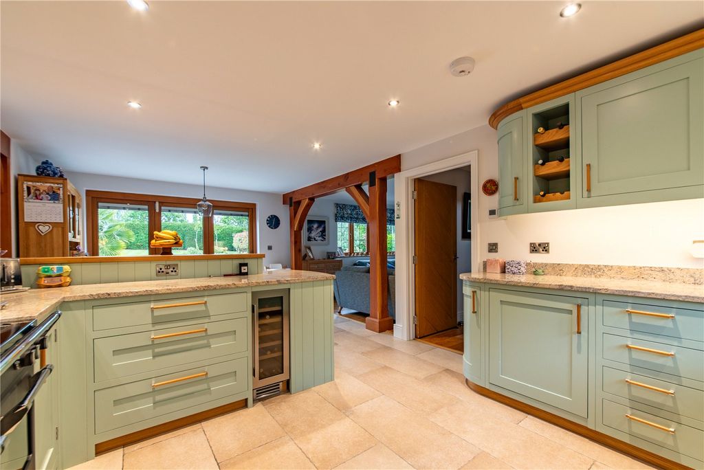 Property photo 3 of 22 Kitchen